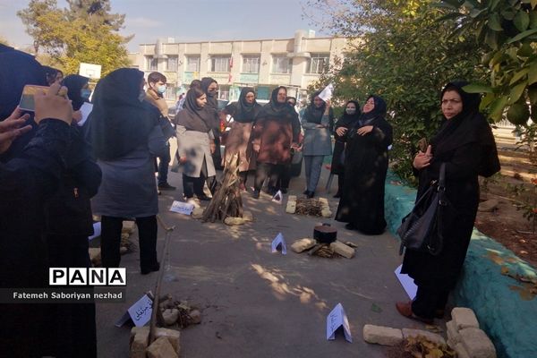 برگزاری کارگاه آموزشی مربیان سازمان دانش‌آموزی ناحیه ۳ شیراز