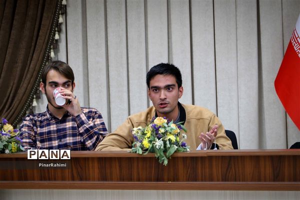 نشست هم‌اندیشی فعالان رسانه‌ای دهه هشتادی