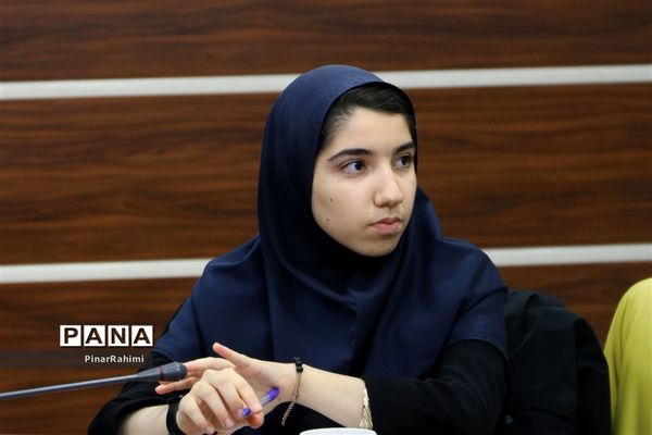 نشست هم‌اندیشی فعالان رسانه‌ای دهه هشتادی