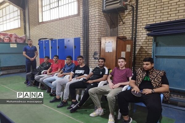 برگزاری مسابقات ورزشی تنیس روی میز در صفادشت