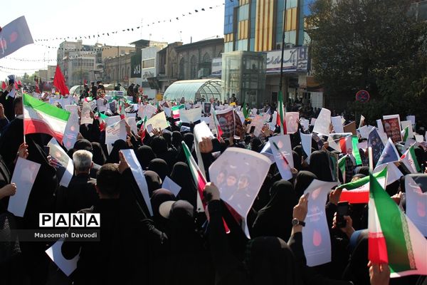 تشییع پیکر شهدای اقدام تروریستی حرم مطهر شاهچراغ (ع)