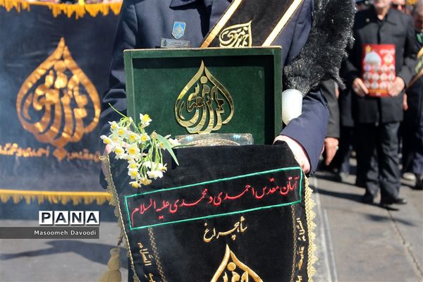 تشییع پیکر شهدای اقدام تروریستی حرم مطهر شاهچراغ (ع)