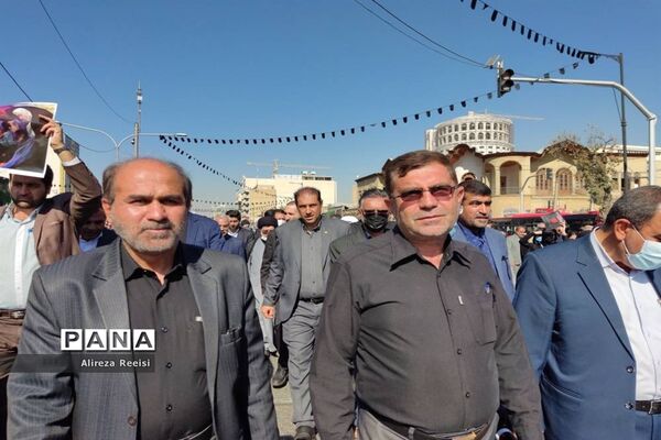 تشییع پیکر پاک شهدای اقدام کوردلانه تروریستان در شیراز