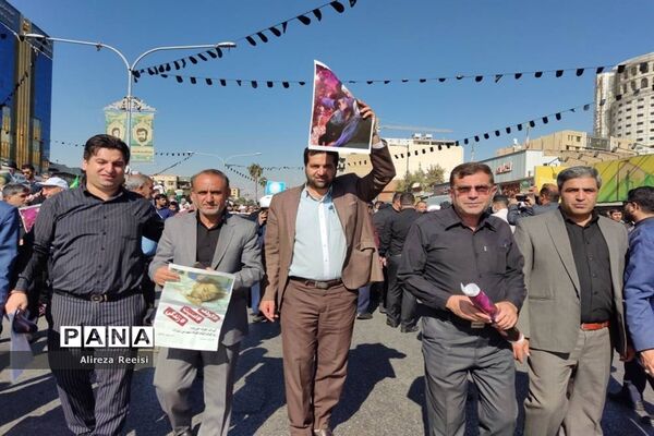 تشییع پیکر پاک شهدای اقدام کوردلانه تروریستان در شیراز