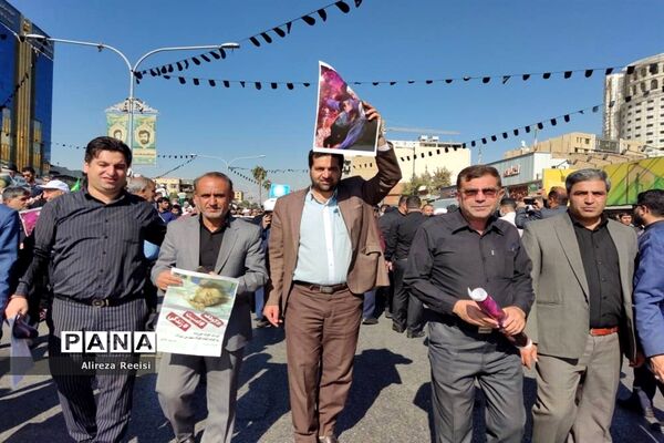 تشییع پیکر پاک شهدای اقدام کوردلانه تروریستان در شیراز