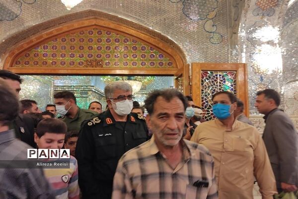 تشییع پیکر پاک شهدای اقدام کوردلانه تروریستان در شیراز