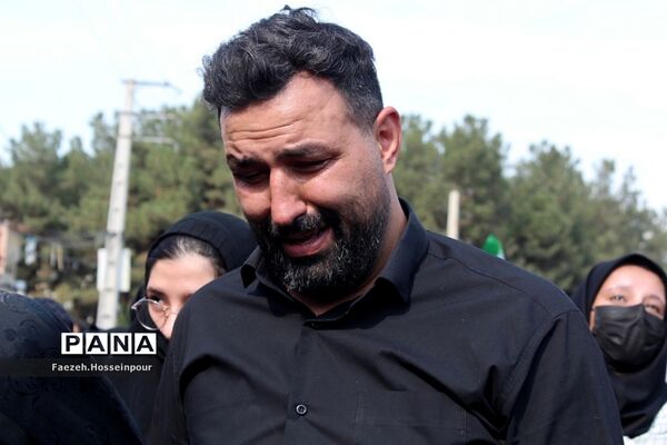 مراسم تشییع و وداع با «شهید امیر‌کمندی» در شهرستان بهارستان