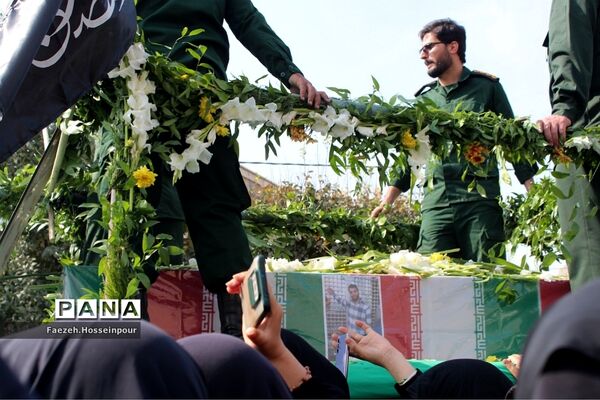 مراسم تشییع و وداع با «شهید امیر‌کمندی» در شهرستان بهارستان