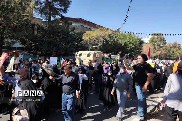 تشییع پیکر شهدای تروریستی حرم مطهر شاهچراغ (ع)