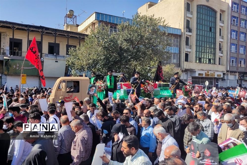 پیکر مطهر شهدای حادثه تروریستی شاهچراغ وارد مشهد شد