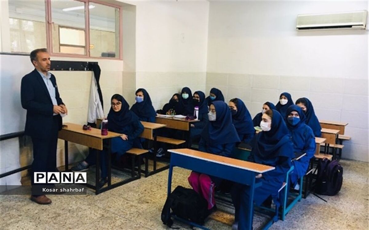 انتخاب صحیح رشته تحصیلی دبیرستان لازمه انتخاب درست رشته دانشگاه است