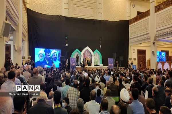 مراسم بزرگداشت شهدای حادثه تروریستی حرم مطهر شاهچراغ با حضور وزیر آموزش و پرورش