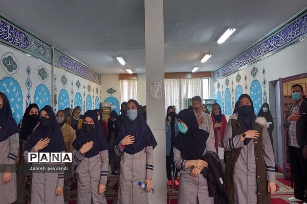 افتتاحیه طرح مصباح‌الهدی در دبیرستان همت