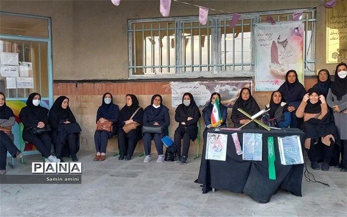روایت خبرنگار پانا از برگزاری پویش «رفیق شهیدم» در مدرسه حضرت خدیجه(س) رودهن/ فیلم
