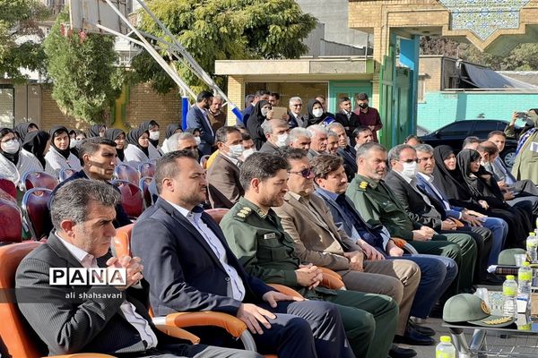 نواختن زنگ استکبارستیزی در مدارس کرمانشاه