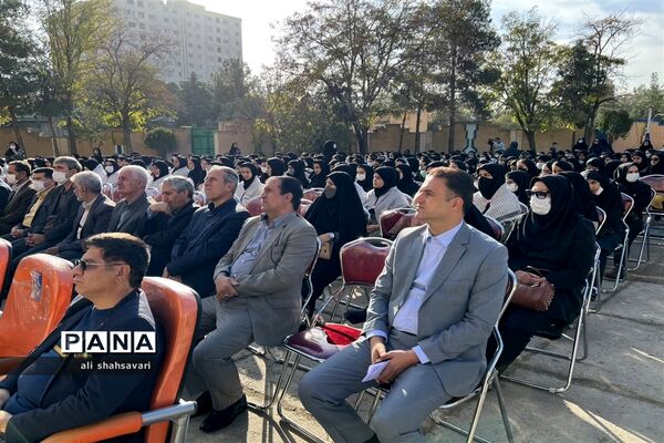 نواختن زنگ استکبارستیزی در مدارس کرمانشاه