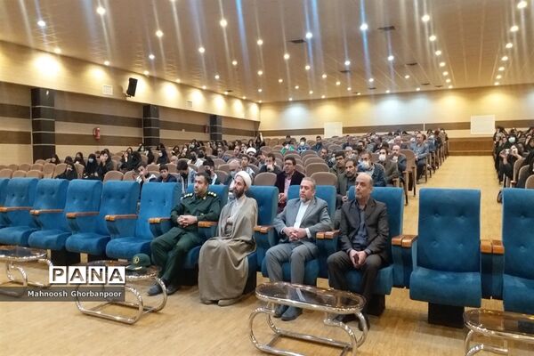 آیین تحلیف فرماندهان  بسیج ناحیه چهار به‌مناسبت هفته بسیج