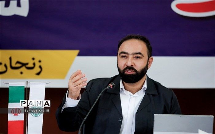 اعضای سازمان دانش‌آموزی متحد و یکصدا در مسیر استکبارستیزی