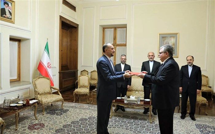 سفیر جدید روسیه رونوشت استوارنامه خود را تقدیم امیرعبداللهیان کرد