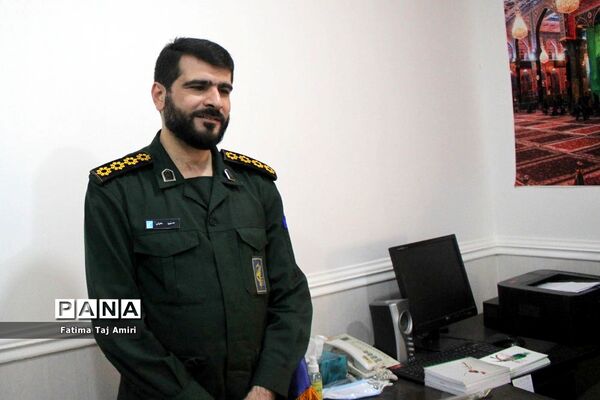 ‌دانش‌آموزان عضو سازمان دانش‌آموزی استان بوشهر روز بسیج را گرامی داشتند