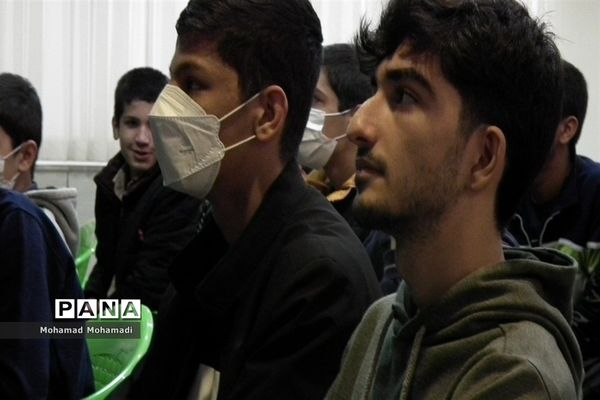 یادواره همکلاسی آسمانی در کاشمر