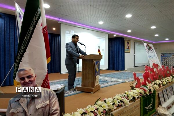 یادواره همکلاسی آسمانی در کاشمر