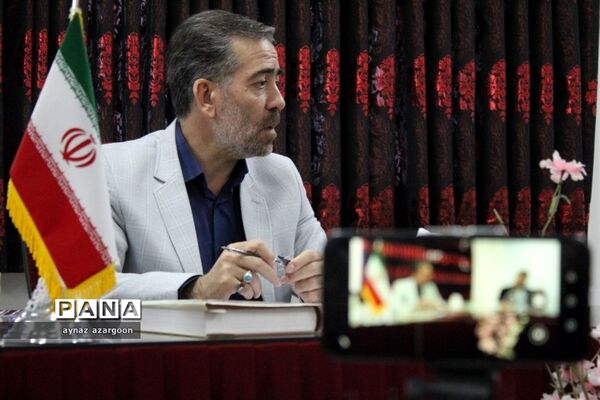 نشست نقش دانش‌آموزان در ایران امروز