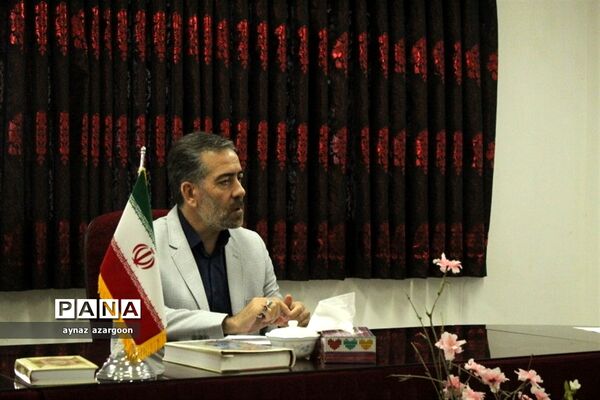 نشست نقش دانش‌آموزان در ایران امروز