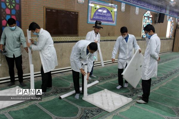 اولین دوره نمایشگاهی دستاوردهای دانش‌آموزان دبیرستان نمونه دولتی هفده شهریور