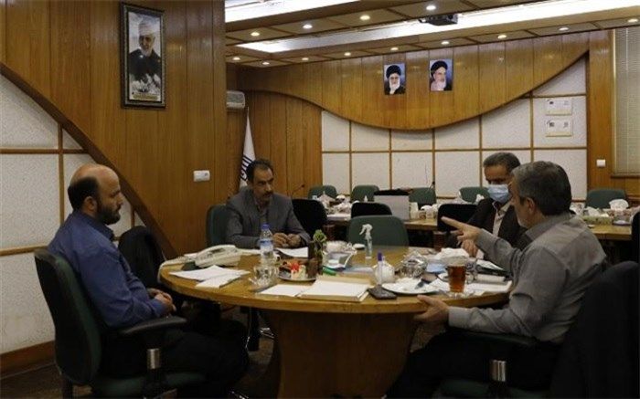 برگزاری جلسه بررسی وضعیت فضاهای آموزشی در بافت‌های فرسوده و تاریخی کشور