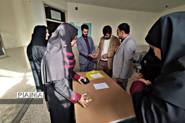 روز ملی آزمایشگاه در شهرستان قرچک