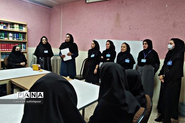 روز ملی آزمایشگاه در شهرستان قرچک