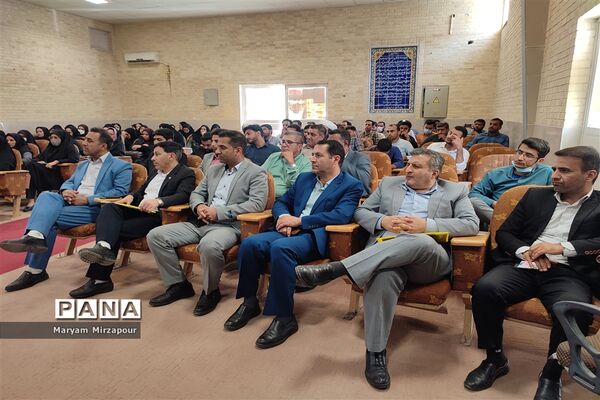 برگزاری نشست توانمندسازی مدیران، معاونان پرورشی، مربیان پرورشی در فورگ