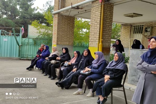 جشن المپیاد ورزشی درون مدرسه‌ای در دبیرستان زینبیه منطقه ۱۳