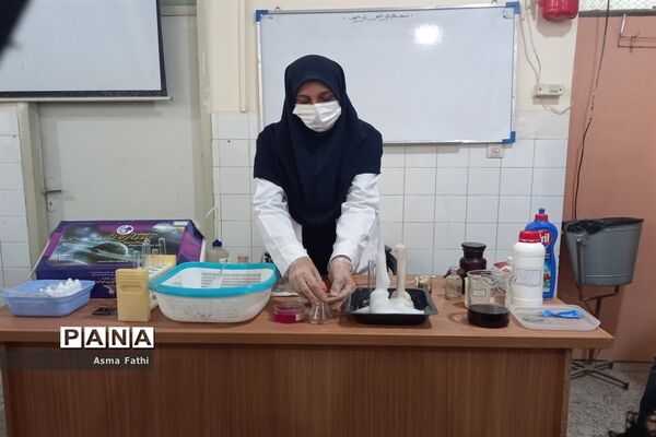 کارگاه حضوری پژوهش‌سرای رازی ناحیه۲ به‌مناسبت روز آزمایشگاه