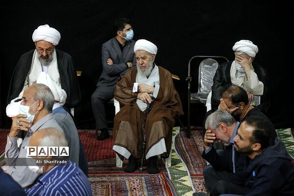 مراسم تشییع پیکر آیت‌ الله اختری