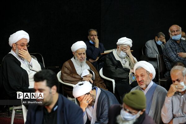 مراسم تشییع پیکر آیت‌ الله اختری