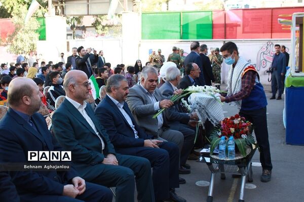 آیین استانی زنگ مبارزه با استکبار جهانی در زنجان