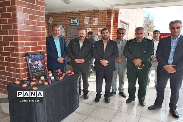نواختن زنگ استکبار‌ستیزی در مدارس آموزش و پرورش ملارد