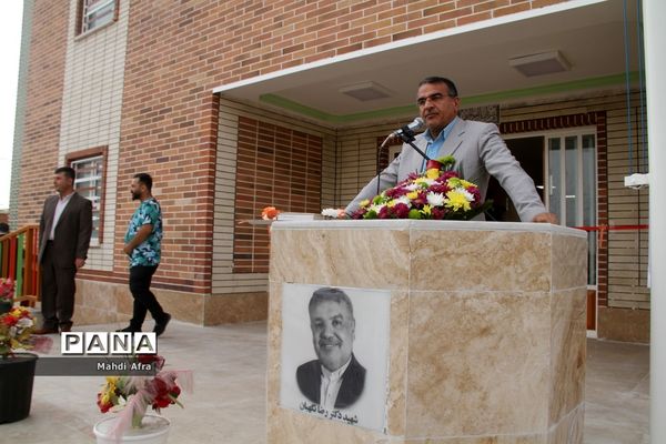 افتتاح آموزشگاه مشارکتی 12 کلاسه شهید رضا نگهبان در بهبهان