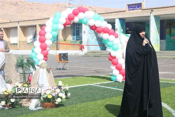 گرامیداشت ۱۳ آبان زنگ استکبار ستیزی در دبستان سعدی