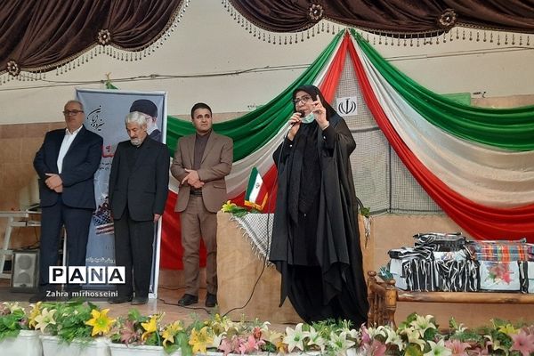 آیین نواختن زنگ استکبار ستیزی در دبیرستان حدیث کسا شهرری