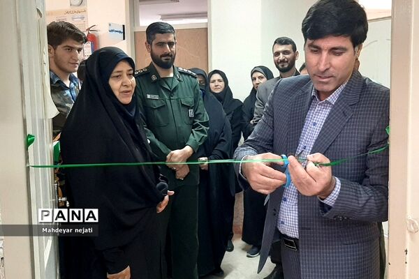 زنگ استکبارستیزی و افتتاح پایگاه بسیج دانش‌آموزی در دبیرستان شهید بهشتی رودهن