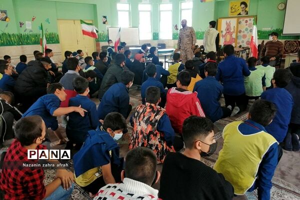 برگزاری نشست بصیرتی جهاد تبیین در رودهن