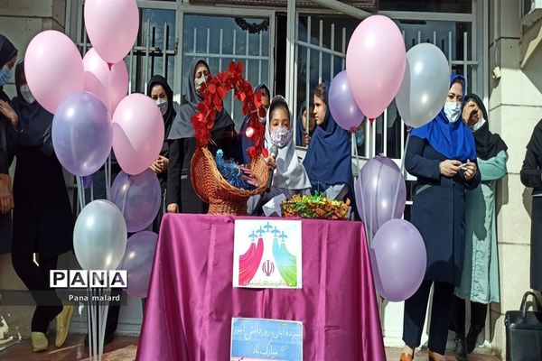 گرامیداشت روز دانش‌آموز در مدارس ملارد