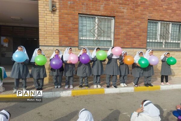 جشن روزدانش‌آموزدرآموزشگاه نشاط اسلامشهر