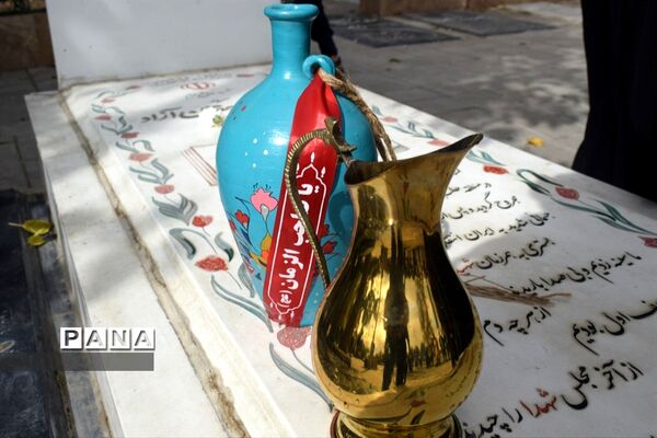 برگزاری مراسم غبارروبی مزار شهدا به مناسبت گرامیداشت یوم الله 13 آبان در البرز