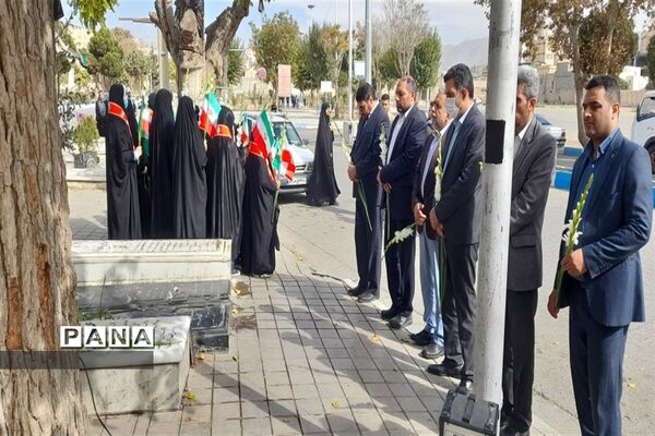 برگزاری مراسم غبارروبی مزار شهدا به مناسبت گرامیداشت یوم الله 13 آبان در البرز