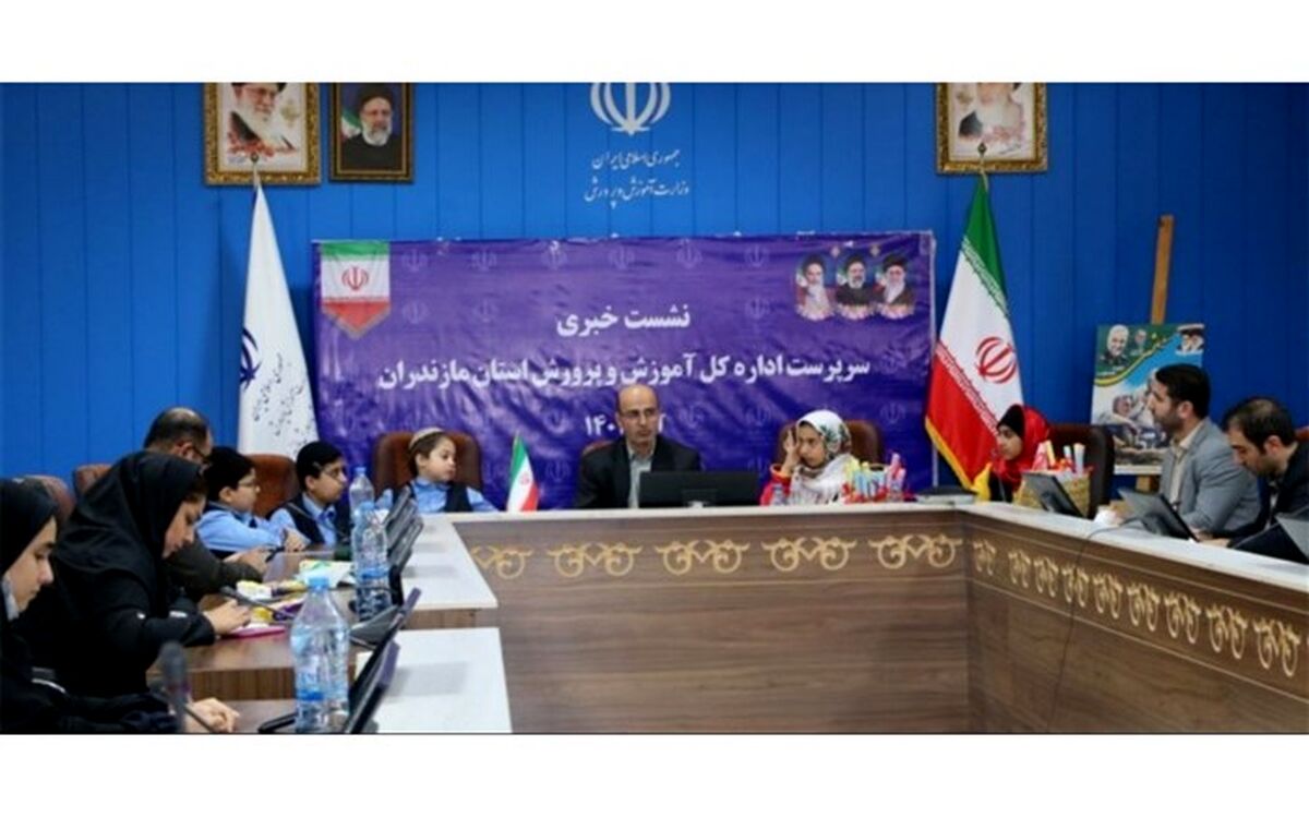 حضور پر شور دانش آموزان در راهپیمایی ۱۳ آبان نشان می دهد که جوانان ما همیشه در صحنه حاضر هستند