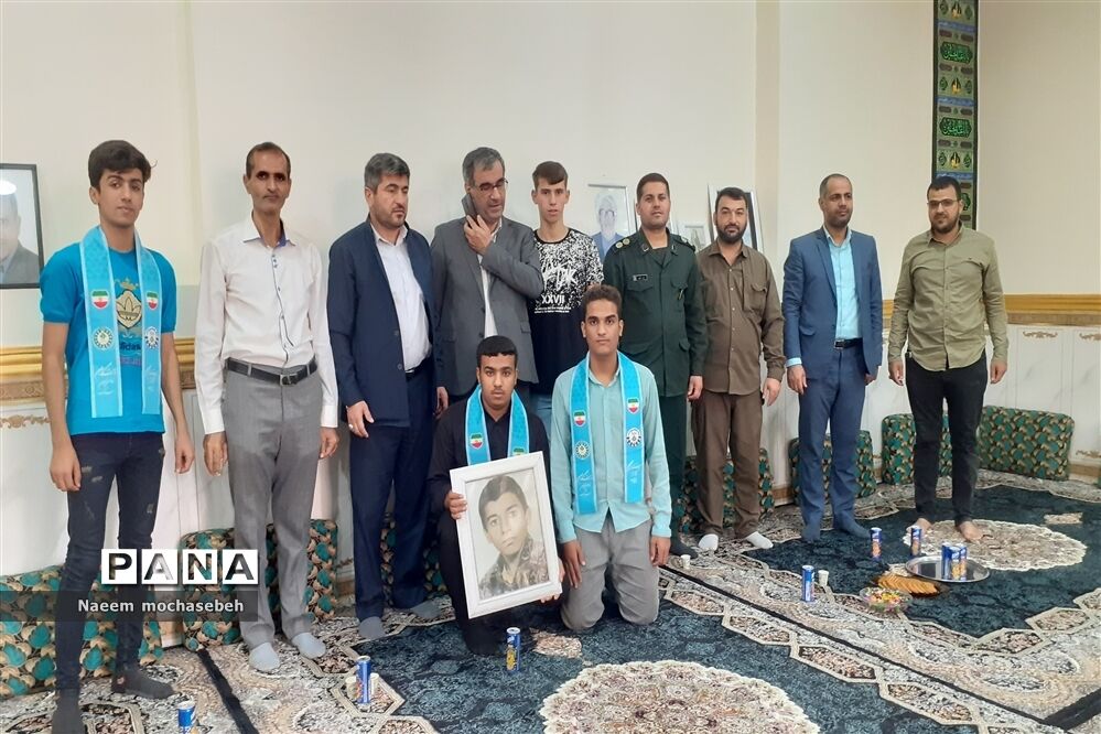 دیدار با خانواده شهدا در شادگان به مناسبت روز ۱۳ آبان